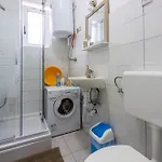 Miksic Lägenhet Selce